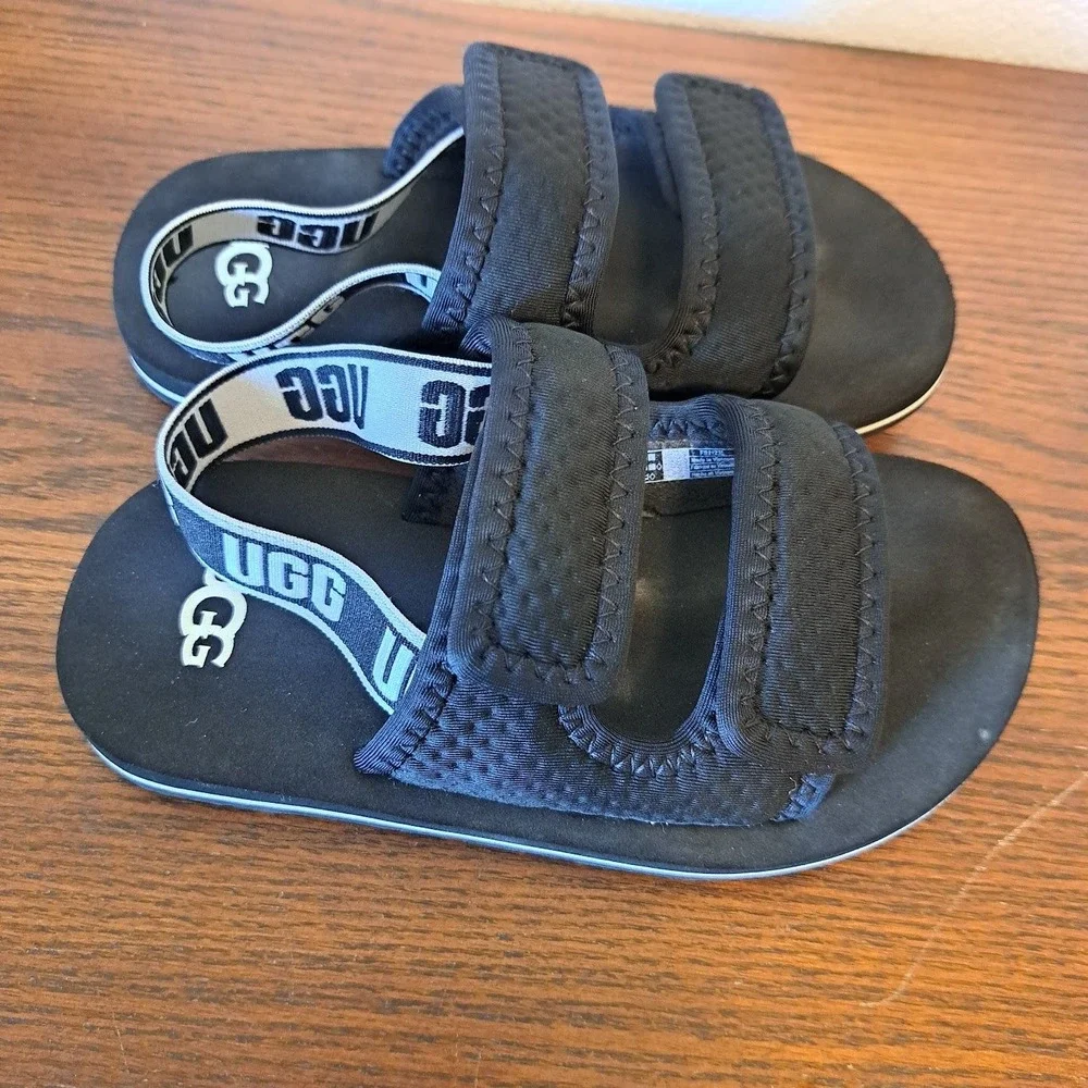 UGG Sport Yeah Black Neoprene Slingback Sandals Kids Size 11 1112317T